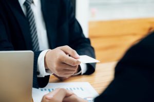 Comment tirer parti des foires et salons professionnels en Tunisie pour trouver des missions freelance